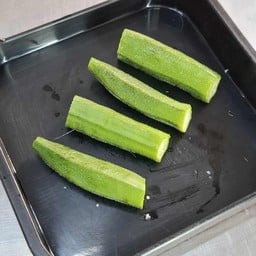 กระเจี๊ยบเขียว