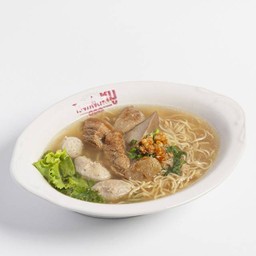 บะหมี่เหลือง - ก๋วยเตี๋ยวหมู (น้ำ)