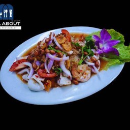 ยำวุ้นเส้นโบราณทะเล (หมูสับ,กุ้ง หมึก)