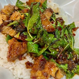 ผัดพริกเผา โหระพา