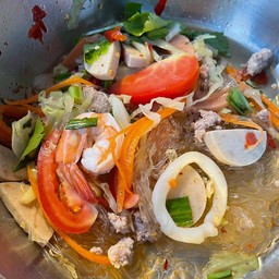 ยำวุ้นเส้นรวมมิตร