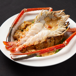 28.ใหญ่คั่ว กุ้งแม่น้ำ F.FlatNoodle with River Prawn