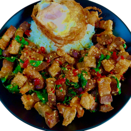 กระเพราหมูกรอบ+ข้าว แนะนำ
