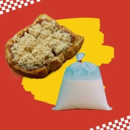 นมสดร้อน+ปังปิ้งเนยพริกเผาไก่หยอง