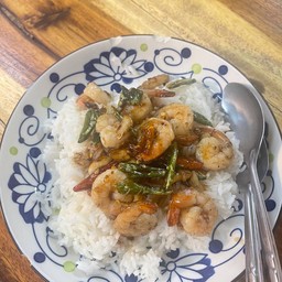 ข้าวราดผัดพริกขี้หนูสวน