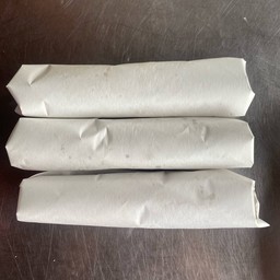 โรตีธรรมดาม้วนกระดาษ