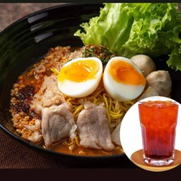 ก๋วยเตี๋ยวไข่หวาน+น้ำ1แก้ว