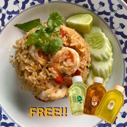 เมนูใหม่! ข้าวผัดต้มยำ แถมฟรี!! น้ำสมุนไพร 1 ขวด