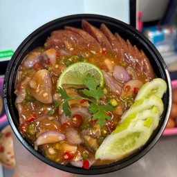 ข้าวยำปลากระป๋อง