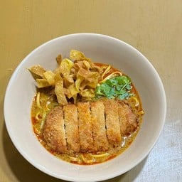 ข้าวซอยทงคัตสึ