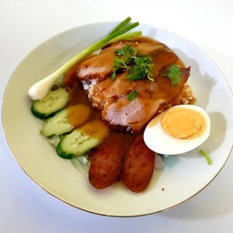 ข้าวหมูแดงพิเศษ