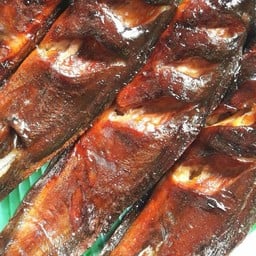 ปลาเผา นายชัย ตลาดสวนพร้าว
