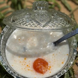 บัวลอยไข่แดงเค็มกะทิสด