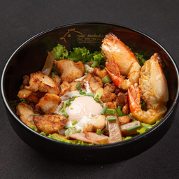 24.เหลาแห้งอบ กุ้ง 2 ตัว Baked Chicken,Pork,Ham,squid,Prawns&Egg 