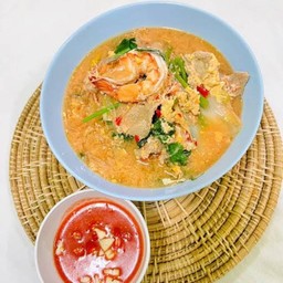 สุกี้รวมหมูกุ้ง ไข่ข้น