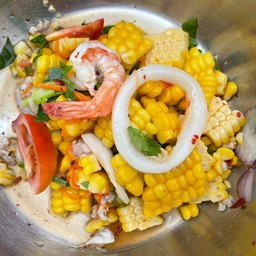 ยำข้าวโพดทะเล