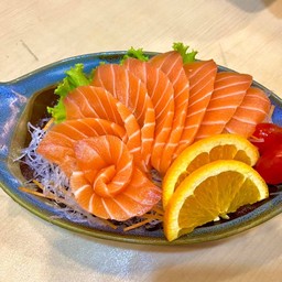 แซลมอนซาซิมิ 10 ชิ้น