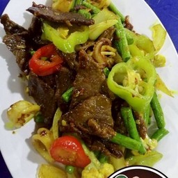 ข้าวรวมทอดขมิ้น