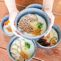 โจ๊กฮาลาล ตลาดต้นสัก ตลาดต้นสัก