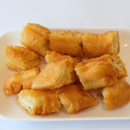 ปาท๋องโก๋ 油条