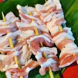 ชาบูเสียบไม้ (สูตรน้ำซุปดำ) ร้านอุ่นอร่อย สาขาไทรน้อย