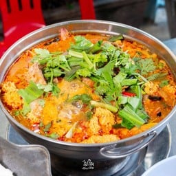 ต้มยำ หัว พุง ไข่ปลาช่อน (หม้อไฟ)