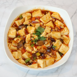 เต้าหู้ทรงเครื่อง 红烧什锦豆腐