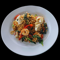 มาม่าผัดขี้เมาทะเล 