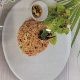 ข้าวผัดแหนมเห็ด