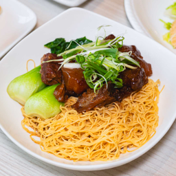 บะหมี่แห้งเนื้อวัวและเอ็นตุ๋น 干拌红烧牛肉牛筋面 Aniseed Beef Tendon, Tenderloin & Tossed Noodle