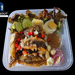 ข้าวหน้าปลาแกะ ไข่ต้ม