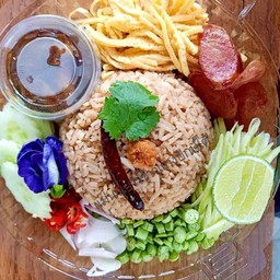 ข้าวคลุกกะปิ