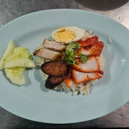 ข้าวหมูแดง