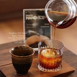 Hand drip coffee