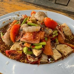 ยำแซลม่อน+กุ้ง+หมูยอ