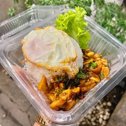 ข้าวกระเพราไก่หมัก