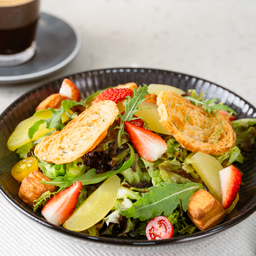 Red rhapsody salad