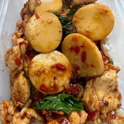 ข้าวกะเพราไก่สับเต้าหู้