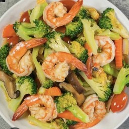 ผัดผักรวมใส่กุ้ง