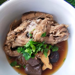 เตี๋ยวโครงไก่