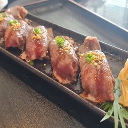 ST06 Wagyu Sushi set 5 pcs. I เซต ซูชิวากิว 5 คำ