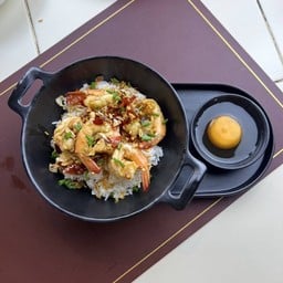 ข้าวไข่ดองกุ้งผัดพริกเกลือ