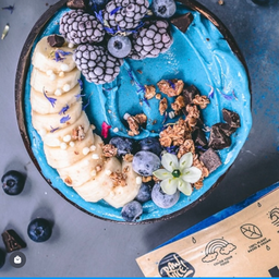Blue Spirulina Smoothie Bowl