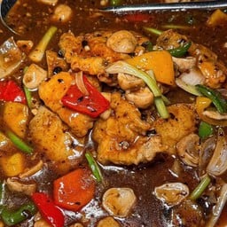 ก๋วยเตี๋ยวราดหน้าปลาเต้าซี่