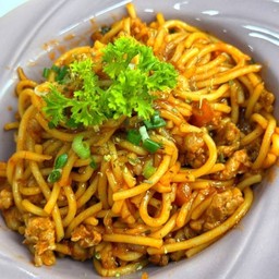 สปาเก็ตตี้ซอสมะเขือเทศ