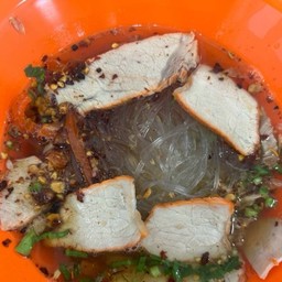 วุ้นเส้นต้มยำ