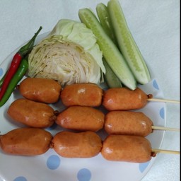 ไส้กรอกไก่ข้าวอีสาน อินเตอร์ (ไม่เปรี้ยว) ย่าง