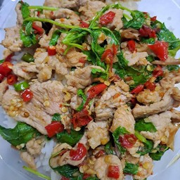 กะเพราหมูชิ้น,หมูสับ