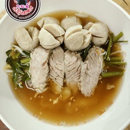 ก๋วยเตี๋ยว+จัมโบ้