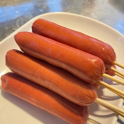 ไส้กรอกแดงในตำนาน